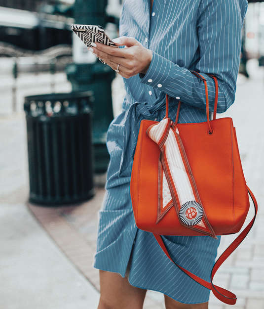PARKER BUCKET BAG